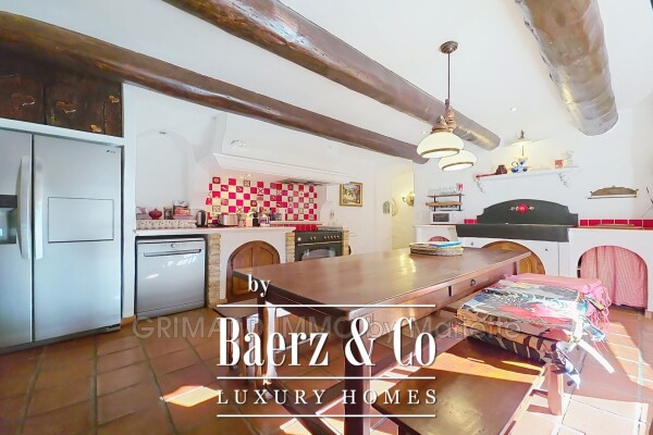 photo 3 Grimaud, France