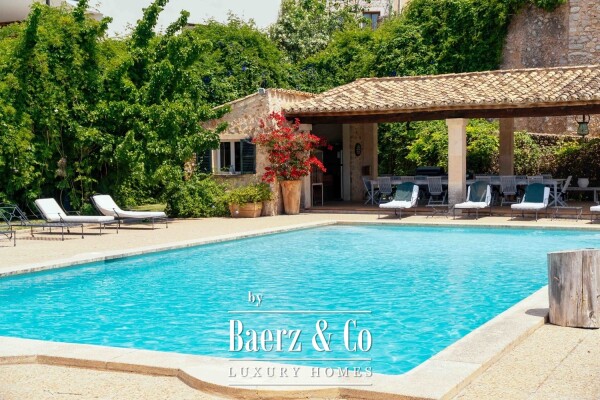 photo 18 Historic and Noble Royal Mansion with 2 Guest Villas