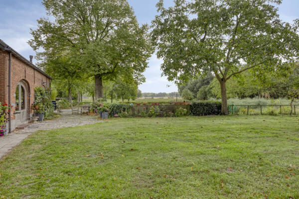 photo 47 Julianaweg 13