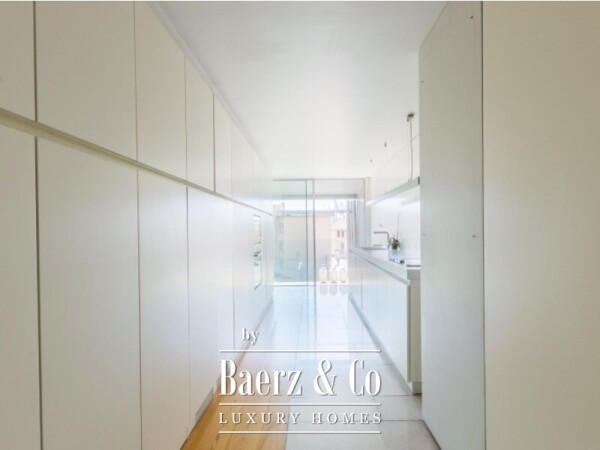 photo 27 One Bedroom apartments plus 1 on Av. July 24 in a building with signature of Arq. Aires Mateus