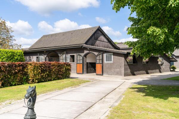 photo 39 Kapelstraat 12 14