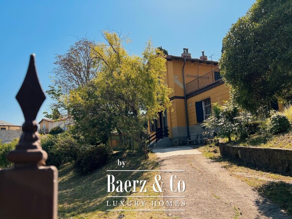 photo 3 A Rare Seaside Gem Villa in Žusterna, Koper