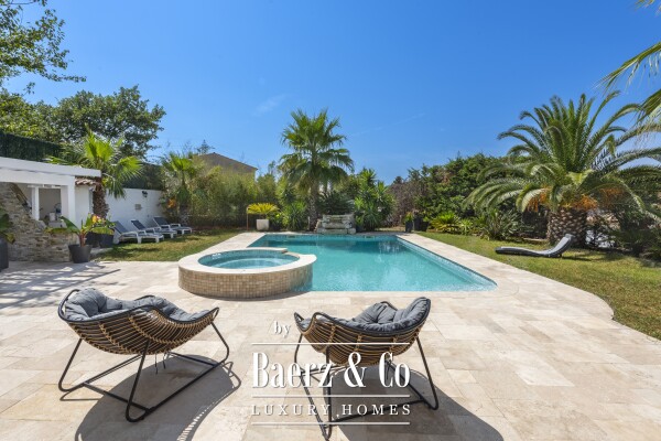 photo 7 Fréjus – Stunning 172 m² Villa for Sale 4 Bedrooms | Pool & Jacuzzi | Secure Private Estate