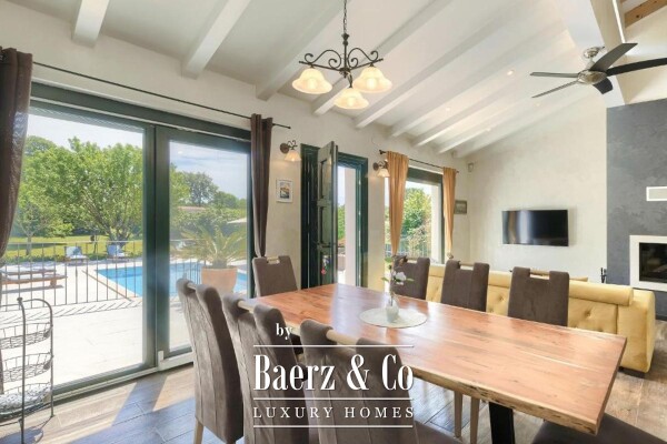 photo 2 Istria, Rovinj, a beautiful house on a large plot with a guest house and a swimming pool