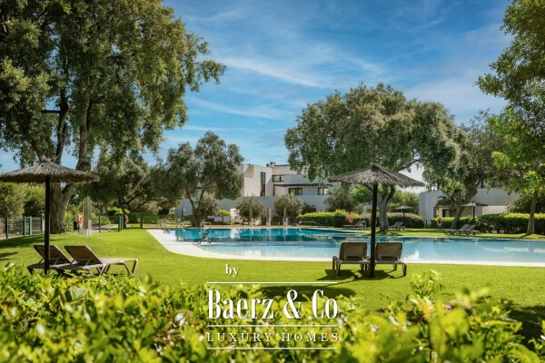 photo 1 Beautiful luxury home in Sotogrande, Sotogrande Alto - Hacienda de Valderrama
