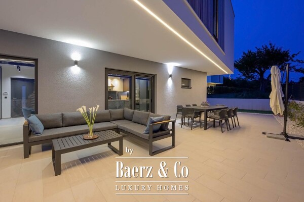 photo 16 Istria, Svetvinčenat, luxury villa with pool