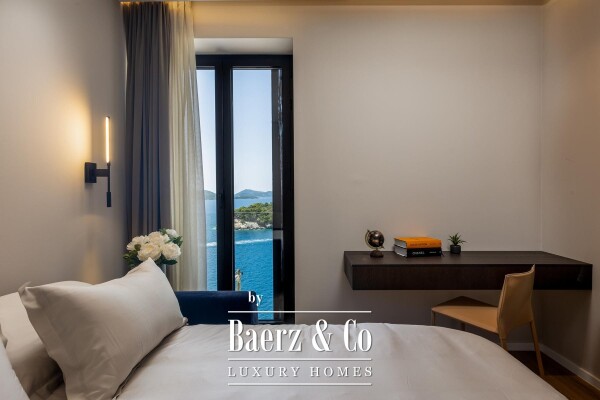 photo 11 Dubrovnik area, four-bedroom apartment with a garden and an elevator