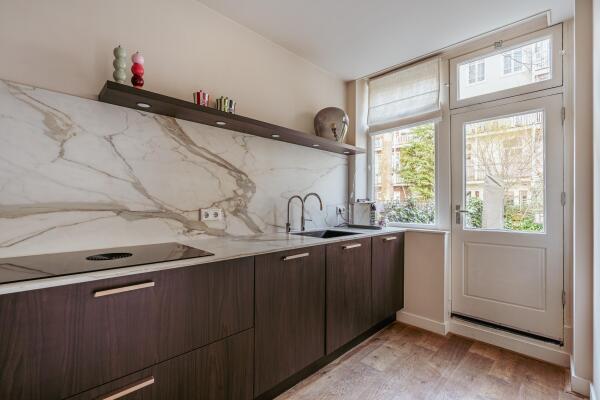 photo 16 Tweede Helmersstraat 87 H