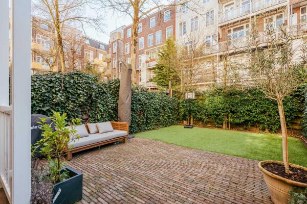 photo 4 Tweede Helmersstraat 87 H