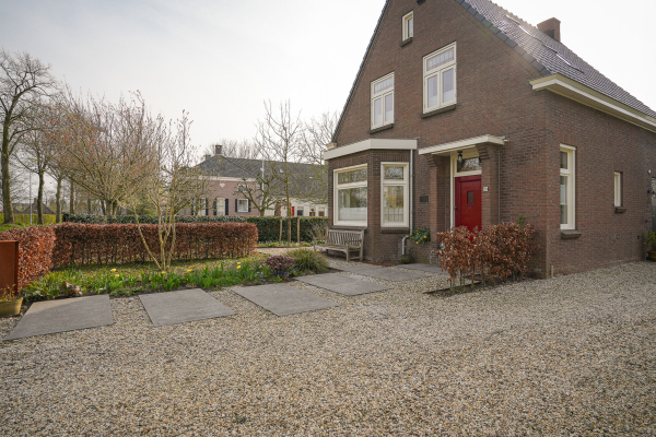 photo 31 Dorpsstraat 20