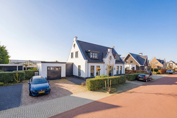 photo 2 Hageveldhof 9