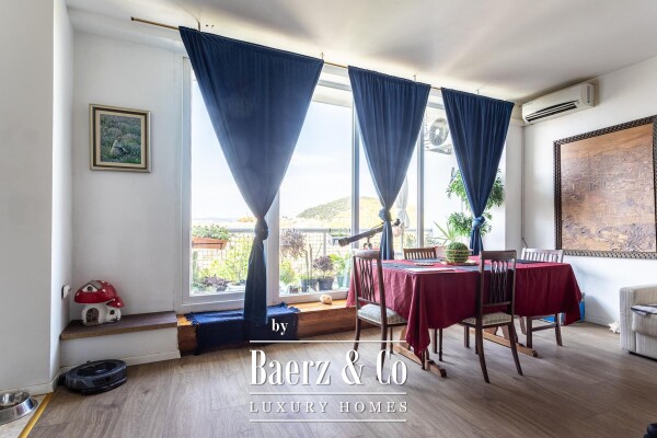 photo 3 Split, Center - Spacious floor in an excellent location with a sea view