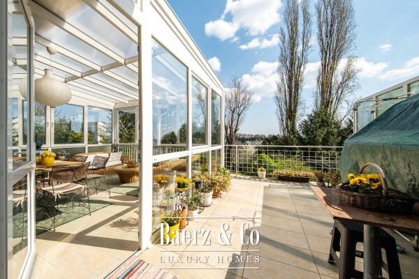 photo 8 Zagreb, Pantovčak, spacious family house 400 m² on a plot of 735 m², beautiful view