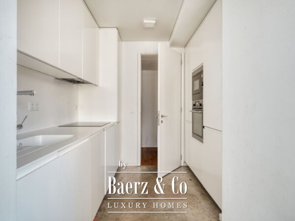 photo 10 Modern Two Bedroom Apartment with Elevator, Garage and Storage Room in Estrela, Lisbon