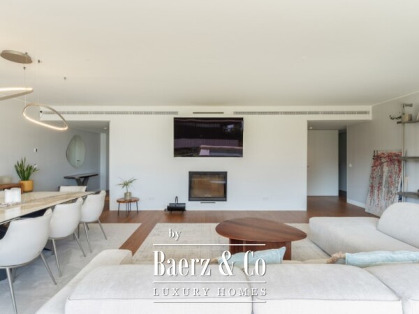 photo 8 Luxurious Apartment with 3 Ensuite Bedrooms - Garden and Swimming Pool - Privileged Location - Sea View - Walking Distance from the beach - Gated community with 24/7 Security.