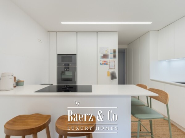 photo 13 Luxurious Apartment with 3 Ensuite Bedrooms - Garden and Swimming Pool - Privileged Location - Sea View - Walking Distance from the beach - Gated community with 24/7 Security.