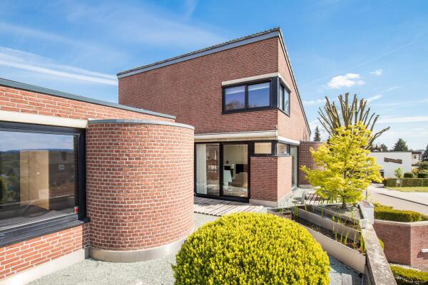 photo 35 Bouwensstraat 25