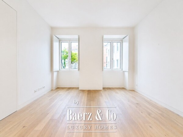 photo 2 Brand New Two Bedroom Apartment in Estrela