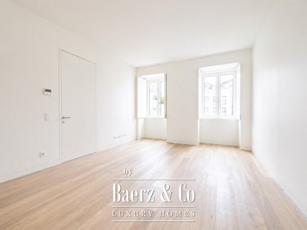 photo 3 Brand New Two Bedroom Apartment in Estrela