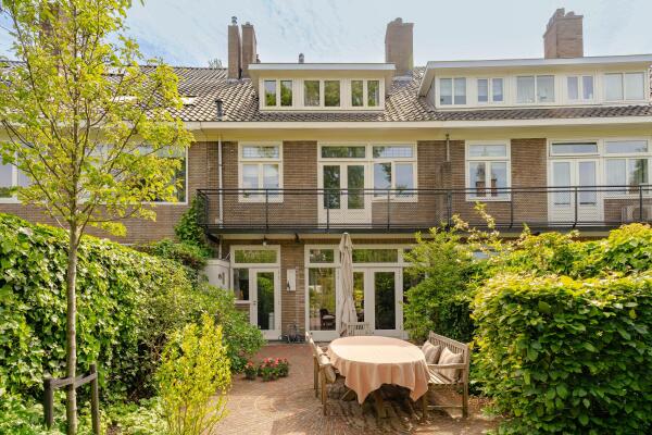 photo 4 Diepenbrockstraat 18