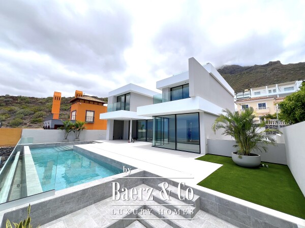 photo 2 Exclusive contemporary villa with breathtaking views