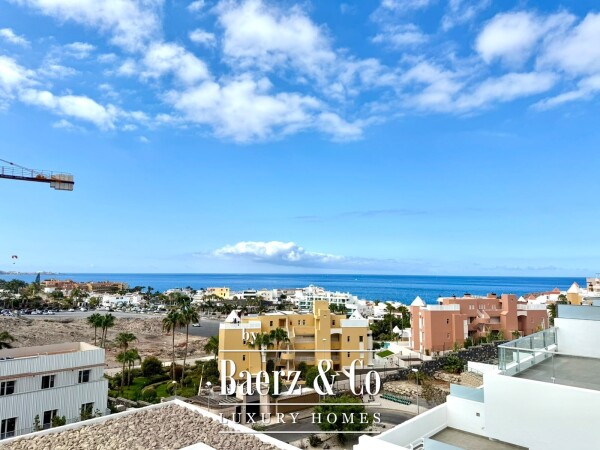 photo 39 Luxury penthouse duplex in La Caleta, Tenerife