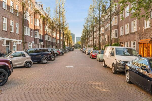 photo 31 Michelangelostraat 22 H