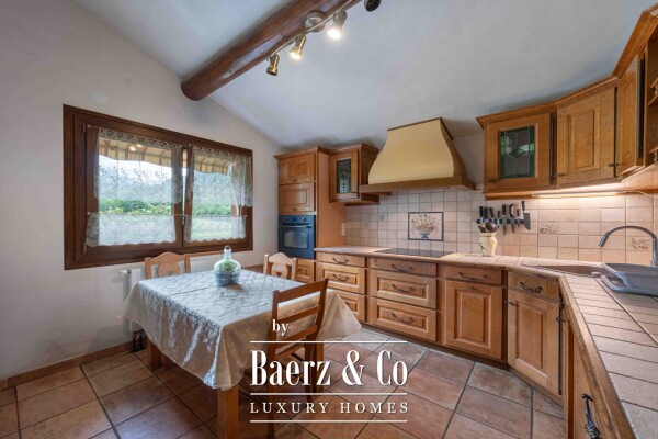 photo 4 Chalet - 3 bedrooms - Large private garden