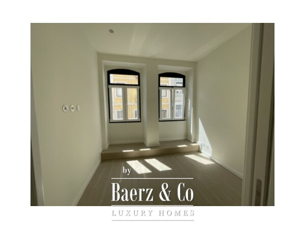 photo 5 Refurbished 2 Bedroom Apartment with Terrace | 5 Minutes from Instituto Superior Técnico