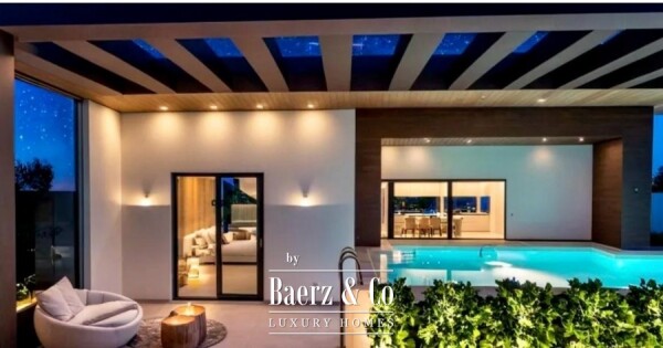 photo 1 Luxury maisonette with private Rprooftop pool & sea views in Glyfada