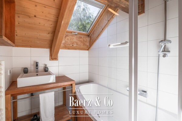 photo 12 Rare property with 10 bedrooms in the heart of Chamonix