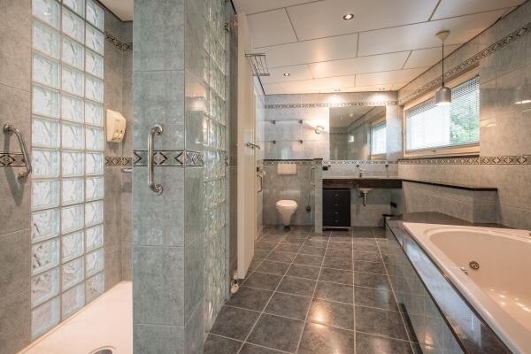photo 21 Dorpstraat 128