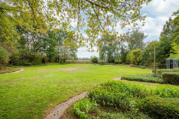 photo 34 Dorpstraat 128